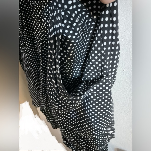 Express Women’s Size Medium Dress! - Picture 2 of 5